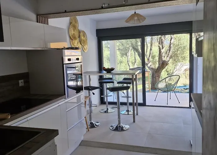 Дом отдыха Maison Plain Pied 80m Porto Pollo